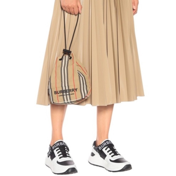 BURBERRY PHOEBE ICON STRIPE NYLON DRAWCORD EQUESTRIAN POUCH MINI BAG - Picture 5 of 10